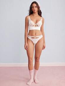 Elorette 女款性感內衣套裝，對比蕾絲與鏤空設計 - 白色 - 查看 3