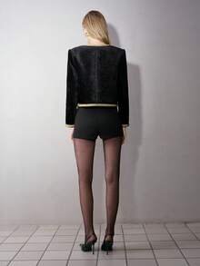 MOTF PREMIUM Áo blazer nhung đen nữ viền ren vàng, phong cách đi làm - màu đen - Xem 3