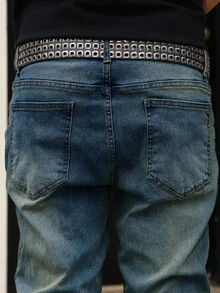 Manfinity Homme 男士口袋磨損修身休閒街頭風百搭牛仔褲 破洞男友風 丈夫適用 彈性水洗藍格紋修身款 約會之夜 夏季 - 中等水洗藍 - 查看 7