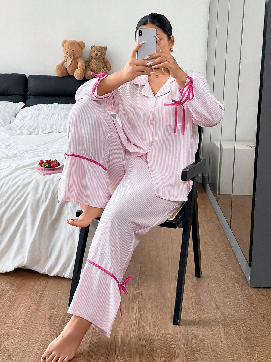 Napfluff CURVE Napfluff CURVE Pink Striped Contrast Bow Decor Lapel Plus Size Pajama Set 2pcs - Pink - View 1