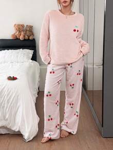 Napfluff Set Pakaian Santai Mewah Bordir Cherry Manis, Set Piyama 2 Potong yang Lembut & Nyaman - Baby Pink - View 6