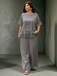 Ceyna Plus Size Women's Casual Vacation Spring/Summer Vintage Minimalist Conservative Distressed Round Neck Raglan Sleeve Cuffed Loose Patchwork Embroidered Lace Short Sleeve Mid-Waist Elastic Straight Wide Leg Slimming 2-Piece Set - Dark Grey - View 4