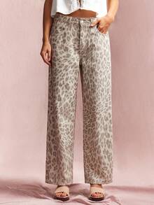 Willow Rêve Women's Grey Leopard Print Relaxed Straight Leg Jeans With Pockets, Fall Boho Streetwear For Office Everyday Going Out Date Casual Outings - Brown - View 3