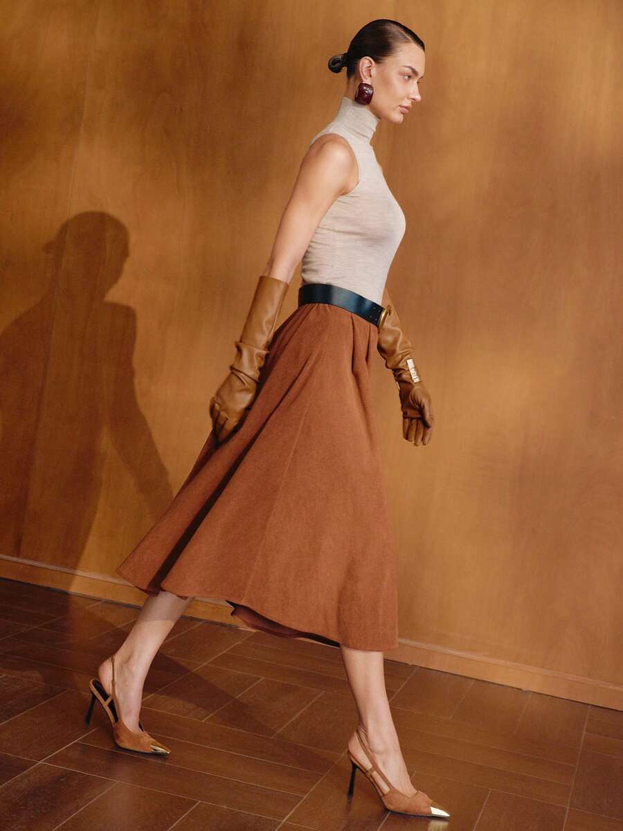 MOTF PREMIUM WOMEN'S AUTUMN/WINTER CORDUROY SOLID COLOR FOLD PLEATED SKIRT - Brown - View 1