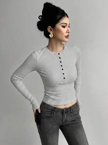 DAZY 女款半鈕扣長袖修身貼身T恤 - 灰色 - 查看 3