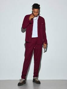 Modcrash Setelan 2 potong Kemeja Kasual Pria Warna Polos dengan Kerah & Saku + Celana, Bahan Poliester Ringan, Pakaian Santai, Olahraga, Liburan, Musim Semi/Gugur - Burgundy - View 4
