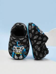 BATMAN X Cozy Pixies 可愛童趣黑色時尚百搭男童防滑室內拖鞋 柔軟毛絨保暖冬季居家鞋 輕量嬰兒居家拖鞋 - 黑色 - 查看 8