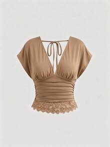 Rovax Atasan Seksi Wanita Warna Polos Model V-Neck Dalam Lengan Pendek Model Batwing dengan Hiasan Renda di Bagian Bawah - Khaki - View 4