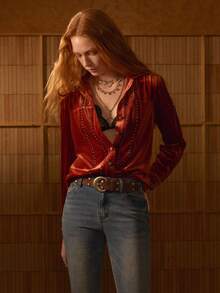 MOTF STUDIO VELVET VINTAGE STUDDED DETAIL LONG SLEEVE SHIRT - Rust Brown - View 4