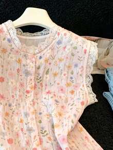 GlowEve Women's Floral Pattern Contrast Lace Single-Breasted Vest Shirt - Multicolor - View 4