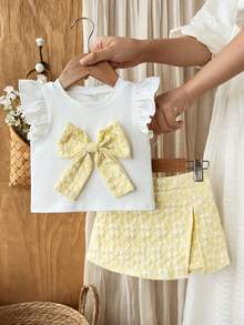 SHEIN 6-9M-2-3Y 嬰兒女童兩件套，甜美藍色花卉提花布料蝴蝶結裝飾荷葉袖圓領上衣 & 鬆緊腰藍色開衩下擺短褲，適合日常穿著、派對及其他場合 - 黃色 - 查看 5