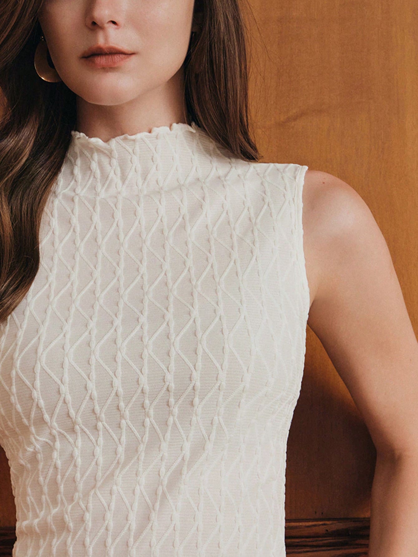 Anewsta Atasan Tank Top Tanpa Lengan Bertekstur Pas Badan dengan Trim Rumbai Warna Beige Aprikot Awal Musim Gugur untuk Wanita - Krem - View 1