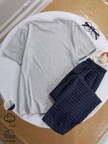 1 Set Pakaian Rumahan Remaja Laki-Laki, Atasan Lengan Pendek Abu-abu Muda Polos dengan Celana Panjang Kotak-kotak Biru Tua, Kain Rajut Lembut, Pas Nyaman (1 Set Dijual Terpisah) - Blue and White - View 2