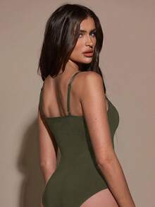 SHEIN BAE 女款純色極簡性感街頭風細肩帶連身衣 - 軍綠色 - 查看 2