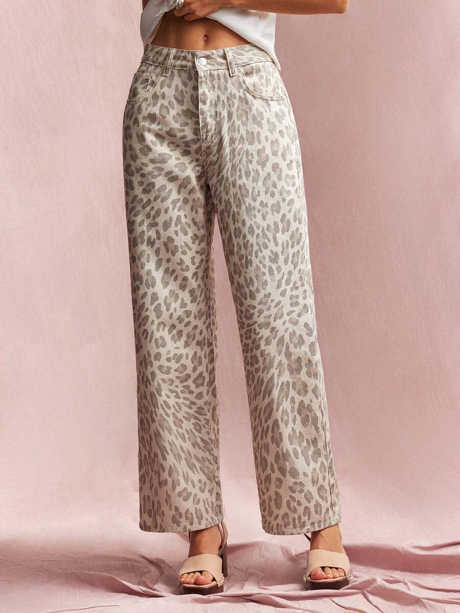 Willow Rêve Women's Grey Leopard Print Relaxed Straight Leg Jeans With Pockets, Fall Boho Streetwear For Office Everyday Going Out Date Casual Outings - Brown - View 1