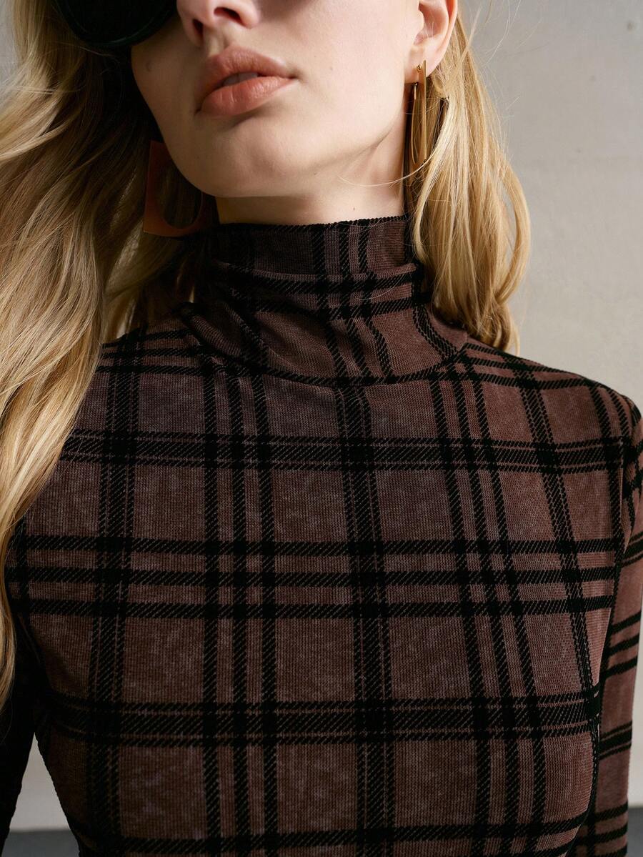 MOTF PREMIUM WOMEN PLAID PATTERN HIGH NECK FLOWY HEM DRESS WITH BELT - Coffee Brown - View 2