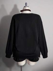 SHEIN ICON 大尺碼 Y2K 哥德風優雅復古龐克印花網布拼接鉚釘休閒衛衣，黑色，適合萬聖節、秋季、夜店派對 - 黑色 - 查看 2