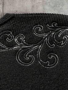 AXEPEAK American Vintage Back Embroidered Collar Pullover Sweater For Men - Black - View 3