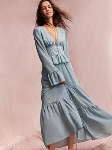 Willow Rêve Women's Dusty Blue V Neck Long Sleeve Maxi Dress Lace Patchwork Ruffle Peplum Tiered Hem Romantic Elegant Autumn Wedding Brunch Tea Party Gown - Green - View 1