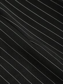 GlowEve CURVE 女款條紋不對稱高腰A字迷你裙 秋季 - 黑色 - 查看 5