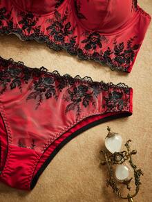 PinupPomp Plus Size Women's Lace Trim Adjustable Strap Bra And Triangle Panty Lingerie Set - Multicolor - View 4