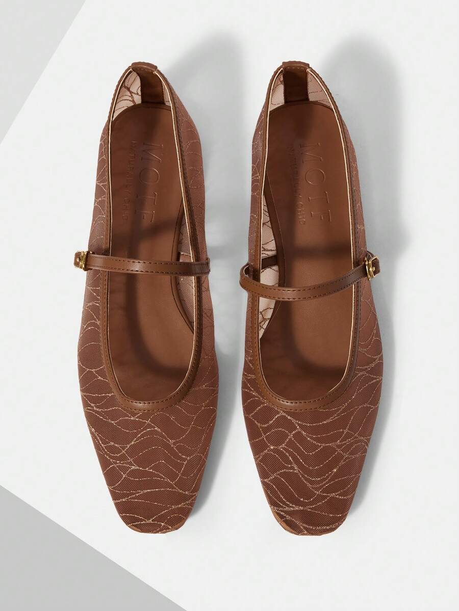 MOTF PREMIUM WOMEN COMFORTABLE MINIMALIST FLAT SHOES, VERSATILE FOR COMMUTING, SUITABLE FOR HALLOWEEN FOR CHRISTMAS FALL SHOES - Premium Brown - View 1