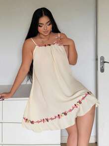 Napfluff CURVE Napfluff CURVE Plus Size Women's 3D Embroidered Floral Camisole Nightgown, Sweet Ruffle Hem Loungewear, Suitable For All Seasons And Can Be Worn Outdoors - Yellow - View 4