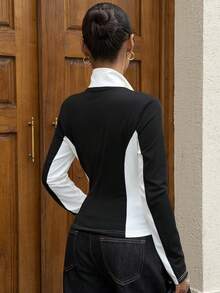 Livesso Sweatshirt Lengan Panjang Kasual Wanita dengan Motif Huruf untuk Sehari-hari - Hitam - View 2