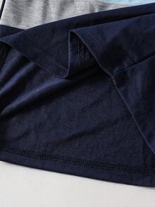 SHEIN Vacaura 男童条纹短袖休闲Polo衫 - 寶藍色 - 查看 6