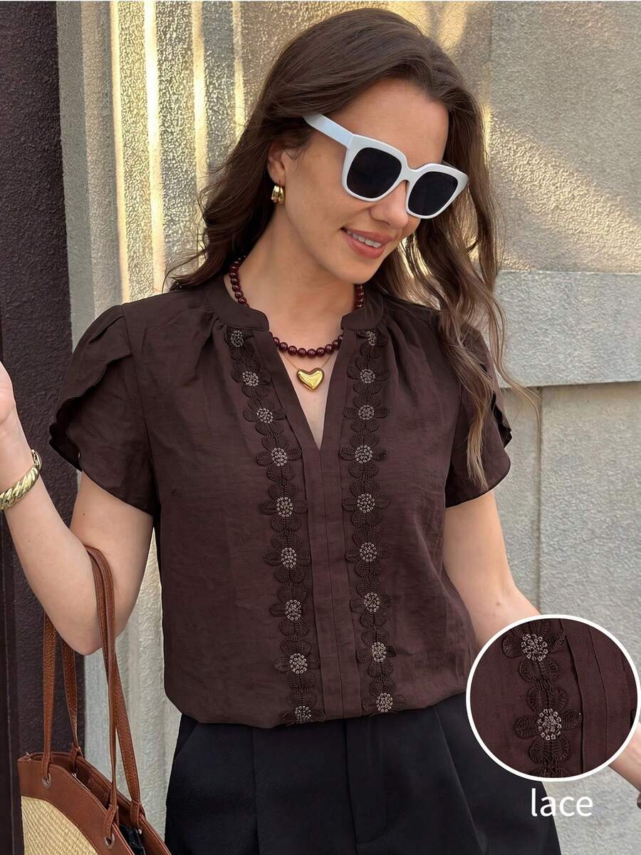 SHEIN Clasi 女款V領休閒百搭日常穿著襯衫 - 咖啡棕 - 查看 1