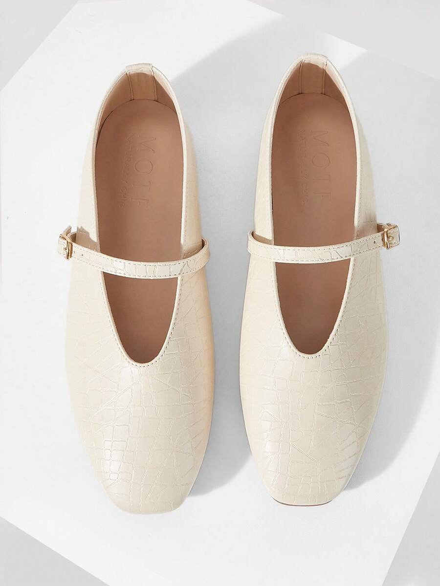 MOTF WOMEN TEXTURED SQUARE TOE FLAT SHOES FOR CHRISTMAS SPRING SHOES - Cream White - View 2