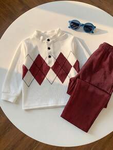 SHEIN 兒童小男孩/小男孩中性款 2件組秋冬休閒學院風菱格紋長袖POLO衫與燈芯絨長褲套裝，小男孩秋冬服飾，穿搭，柔軟，復古，返校季 - 酒紅色 - 查看 5