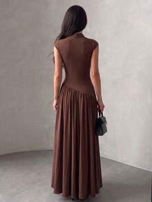 NOVVYNE Coffee Brown New Chinese Style Cheongsam Dress, Mandarin Collar Frog Button Knot Cap Sleeve Fitted Waist Pleated Flowy Maxi Dress - Brown - View 3