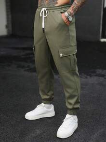 Manfinity CasualCool 男士成熟休閒純色軍綠色多口袋工裝束口休閒褲 - 軍綠色 - 查看 4
