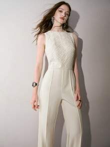 MOTF PREMIUM JUMPSUIT TANPA LENGAN WANITA DENGAN MOTIF RENDA GUIPURE DAN PATCHWORK - Aprikot - View 1
