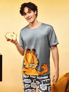 Notgurli GARFIELD | SHEIN طقم ملابس منزلية مطبوعة للرجال بتصميم مشترك العلامة التجارية - رمادي - مشاهدة 5
