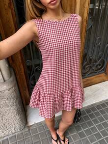 MainGRL Red And White Plaid Gingham Cotton Mini Dress, Cute Cottage Core 70s Sleeveless Ruffle Hem Back Tie Cutout Summer Back-To-School Oktoberfest - Red and White - View 3