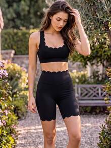 SHEIN BASICS Women's Solid Color Curved Waistband Casual Baggy Athleisure Athleisure Athletic Sporty Base Layer Shorts Gym Black Summer Gym Workout Gym - Black and White - View 6