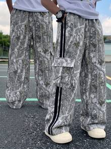 SHEIN Little Byeori 兒童青少年男孩休閒街頭風運動可愛日常舒適街頭服飾乾葉印花百搭直筒褲附織帶適合同行出遊學校日常聚會秋冬 - 灰色 - 查看 2
