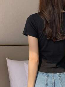 DAZY Women's Round Neck Solid Color Basic White Short Sleeve T-Shirt, Spring/Summer - Black - View 2