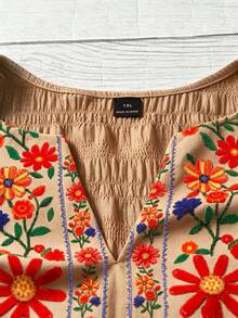SHEIN LUNE CURVE 春夏度假休閒通勤優雅大尺碼仿刺繡印花洋裝 - 巧克力棕 - 查看 6