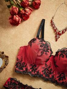 PinupPomp Plus Size Women's Lace Trim Adjustable Strap Bra And Triangle Panty Lingerie Set - Multicolor - View 3