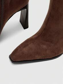 CUCCOO BIZCHIC Classic Western-Style Women's Low-Heeled Platform Boots, Suitable For Daily And Festive Occasions In Autumn And Winter - Coffee Brown - View 8