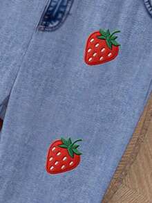 Pakaian Bayi Perempuan Musim Semi dan Musim Panas, Busana Kasual Modis Kreatif Personalisasi Motif Buah Stroberi Kecil Musim Panas Segar, Set Kaos Pendek dan Celana Panjang Model Flare, Gaya Musim Panas dan Gugur yang Nyaman, Cocok untuk Pakaian Bayi Perempuan di Musim Semi, Musim Panas, dan Musim Gugur. - MultiWarna - View 6