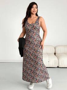 SHEIN Essnce Plus Size Women Solid Color Crew Neck Long Sleeve T-Shirt And Ditsy Floral Dress Casual 2-Piece Set - Multicolor - View 4