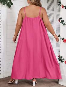 SHEIN CURVE+ Curve 大尺碼秋冬純色百褶細節休閒細肩帶洋裝，適合生日派對、畢業典禮、學生穿著、休閒日常、度假 - 玫紅色 - 查看 7