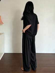 DAZY 字母印花舒適柔軟女款兩件式居家休閒套裝 秋季 - 黑色 - 查看 2