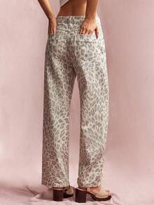 Willow Rêve Women's Grey Leopard Print Relaxed Straight Leg Jeans With Pockets, Fall Boho Streetwear For Office Everyday Going Out Date Casual Outings - Brown - View 2