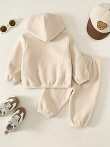 SHEIN 2pcs Baby Boy Baby Girl Baby Boy Contrast Color Woven Tape Small Stand Collar Long Sleeve Fleece Jacket & Elastic Waist Long Pants Set Suitable For Autumn And Winter - Multicolor - View 2