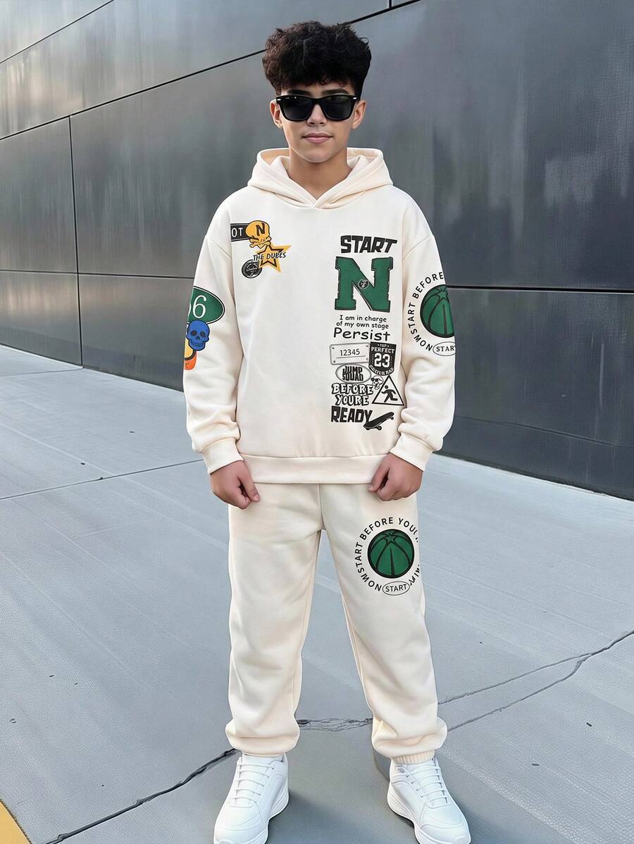 SHEIN 2件組兒童青少年男孩休閒街頭風百搭酷感字母印花連帽衛衣寬鬆套頭長袖運動衫與寬鬆慢跑褲針織運動套裝 - 白色 - 查看 1